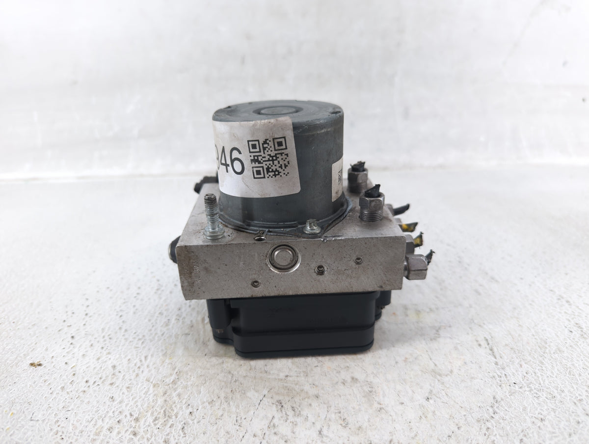 2015-2020 Dodge Grand Caravan Anti-Lock Brake ABS Pump Module Actuator OEM P/N:P68183803AC Fits Fits 2015 2016 2017 2018 201