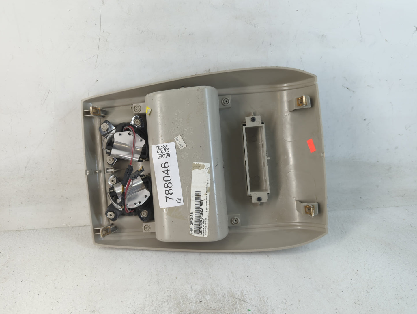 2016 Dodge Grand Caravan Overhead Roof Console - Oemusedautoparts1.com