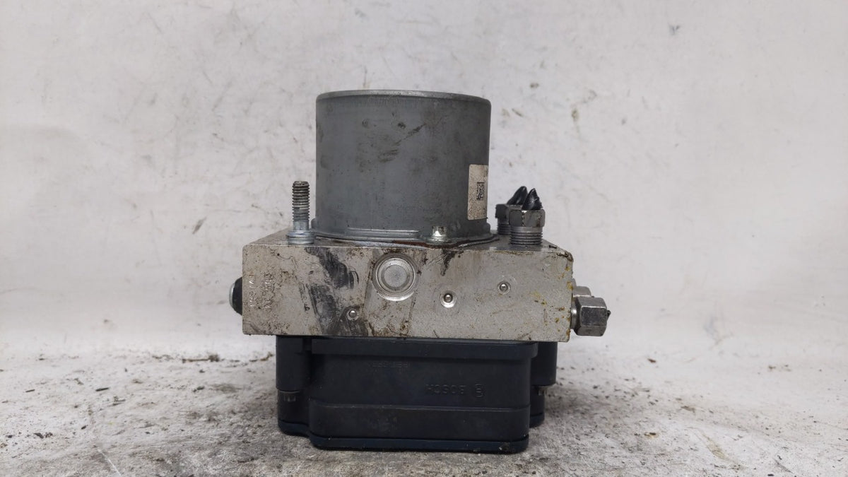 2015-2020 Dodge Grand Caravan Anti-Lock Brake ABS Pump Module Actuator OEM P/N:P68183803AC Fits Fits 2015 2016 2017 2018 201