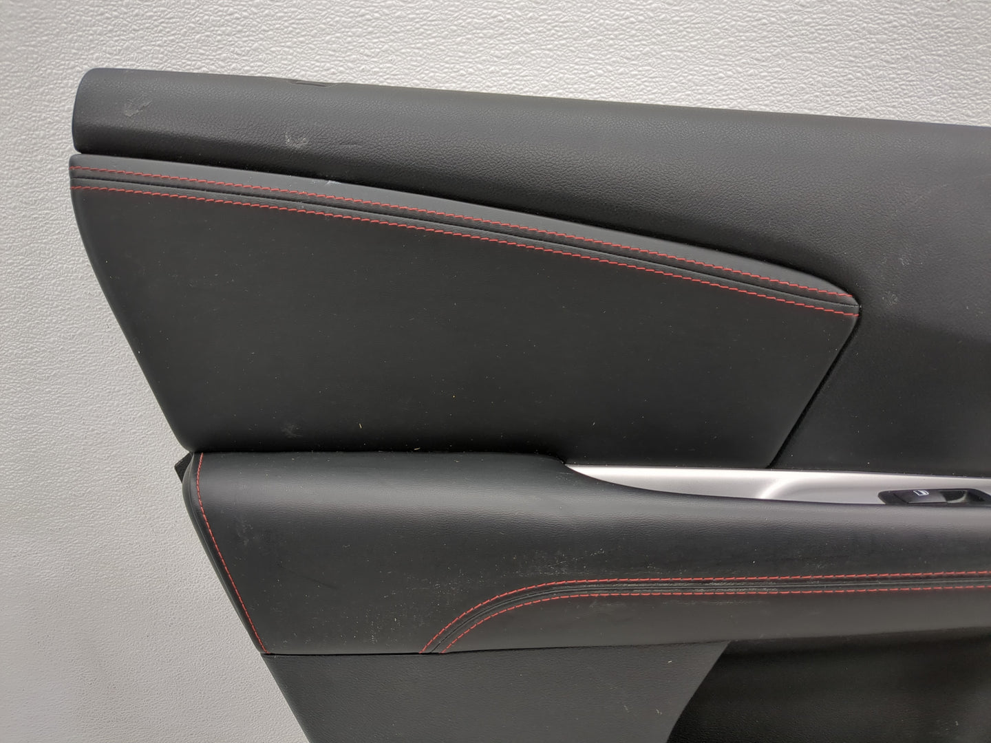 2016 Dodge Journey Rear Left Driver Interior Door Panel Trim - Oemusedautoparts1.com