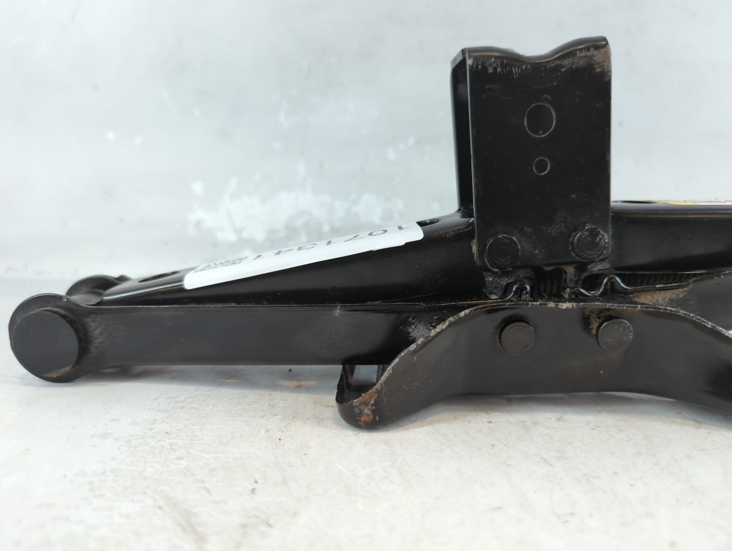 2016 Dodge Journey Spare Scissor Car Jack - Oemusedautoparts1.com
