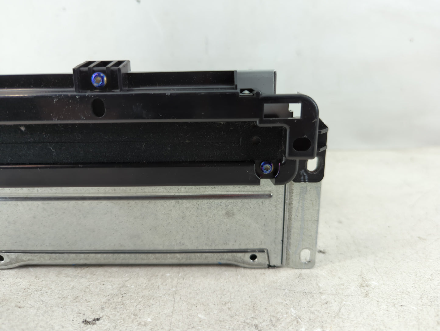 2018-2020 Dodge Journey Radio AM FM Cd Player Receiver Replacement P/N:P68209665AE Fits Fits 2018 2019 2020 OEM Used Auto Pa