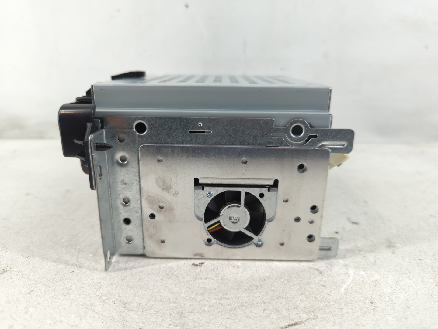 2018-2020 Dodge Journey Radio AM FM Cd Player Receiver Replacement P/N:P68209665AE Fits Fits 2018 2019 2020 OEM Used Auto Pa