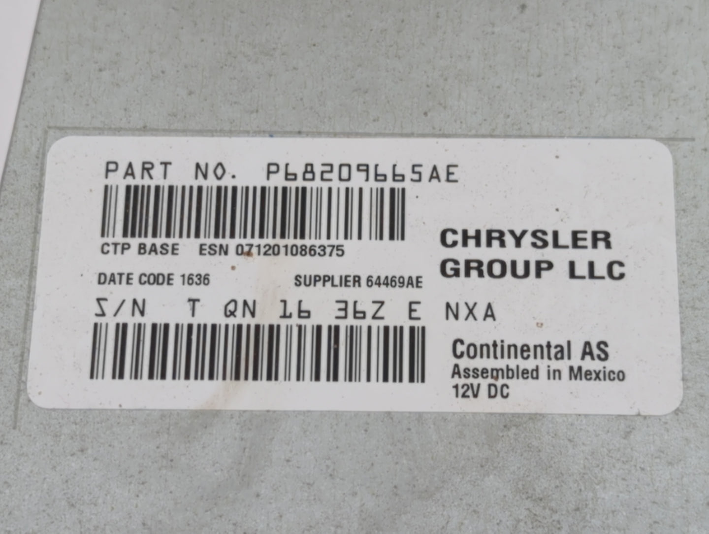 2018-2020 Dodge Journey Radio AM FM Cd Player Receiver Replacement P/N:P68209665AE Fits Fits 2018 2019 2020 OEM Used Auto Pa