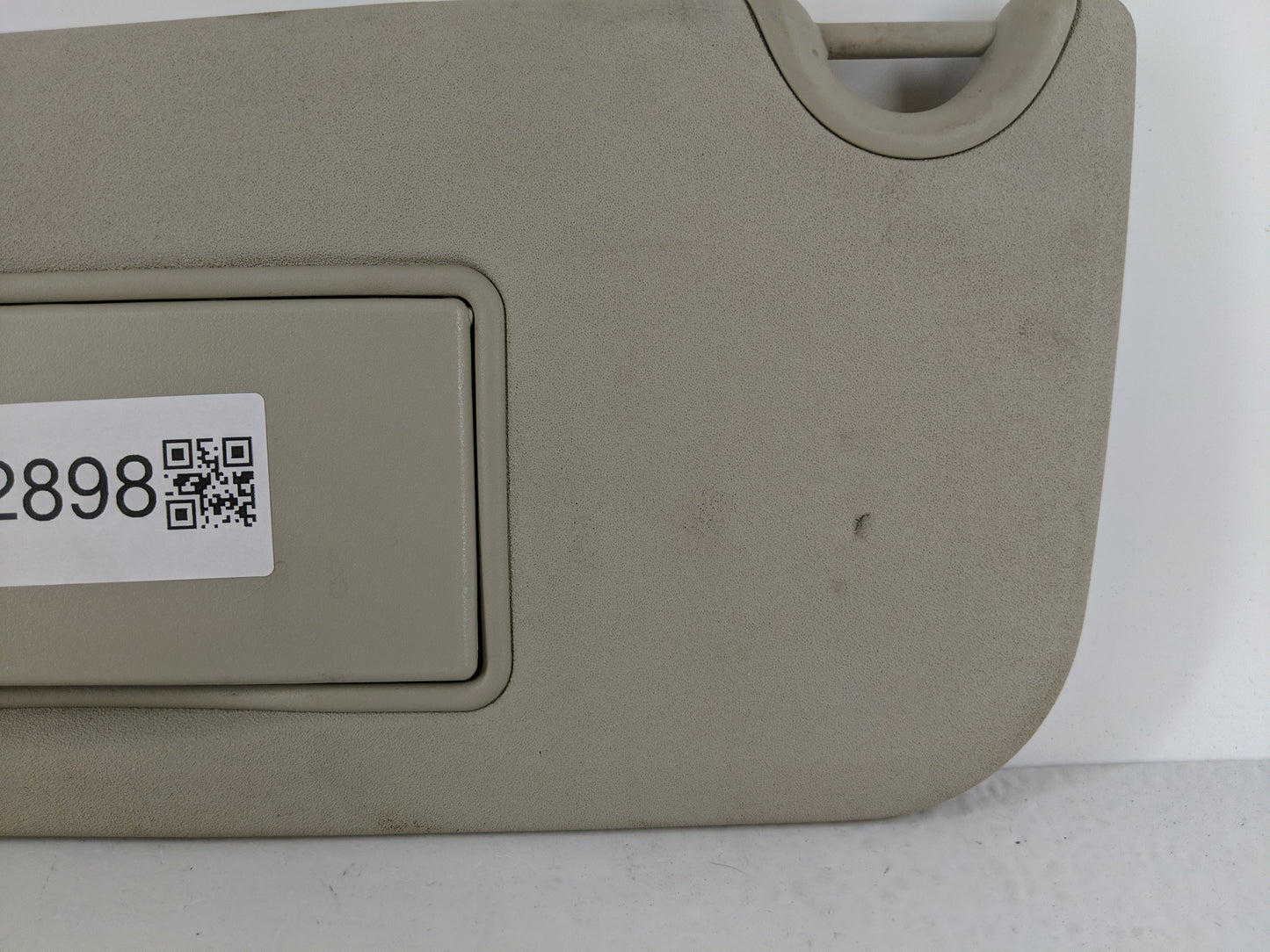 2016 Dodge Journey Sun Visor Shade Replacement Driver Left Mirror Fits OEM Used Auto Parts - Oemusedautoparts1.com