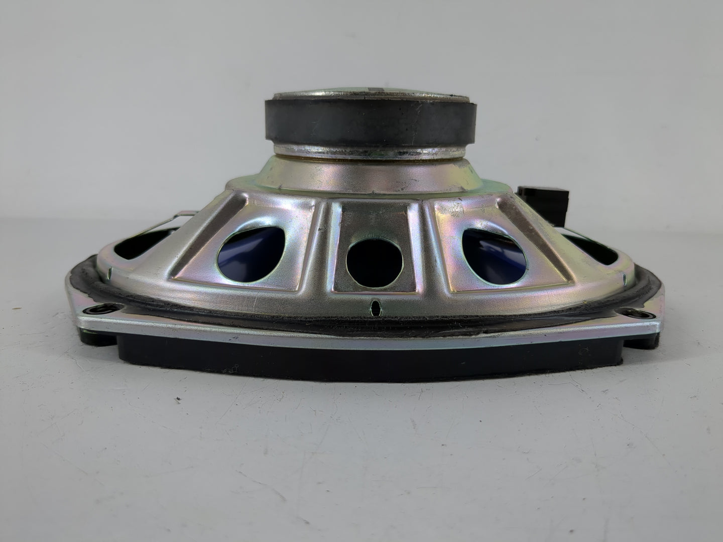 2016 Dodge Journey Driver Rear Left Door Speaker - Oemusedautoparts1.com