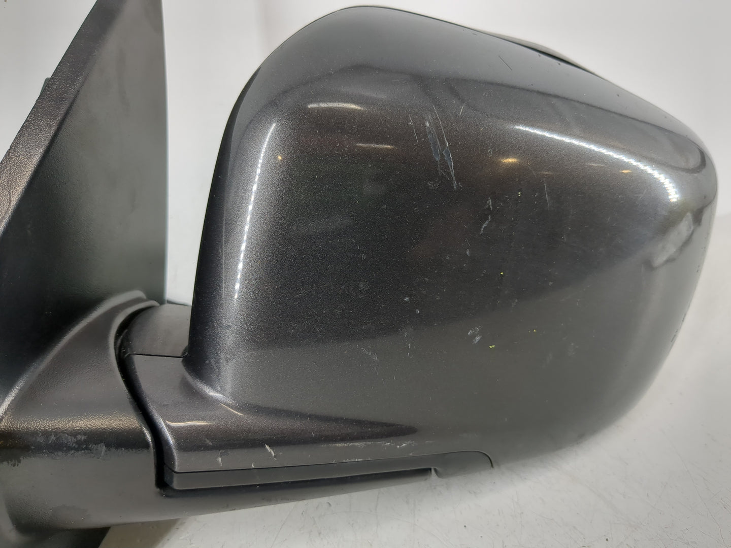 2016 Dodge Journey Driver Side View Mirror - Left Door Mirror OEM Used - Oemusedautoparts1.com