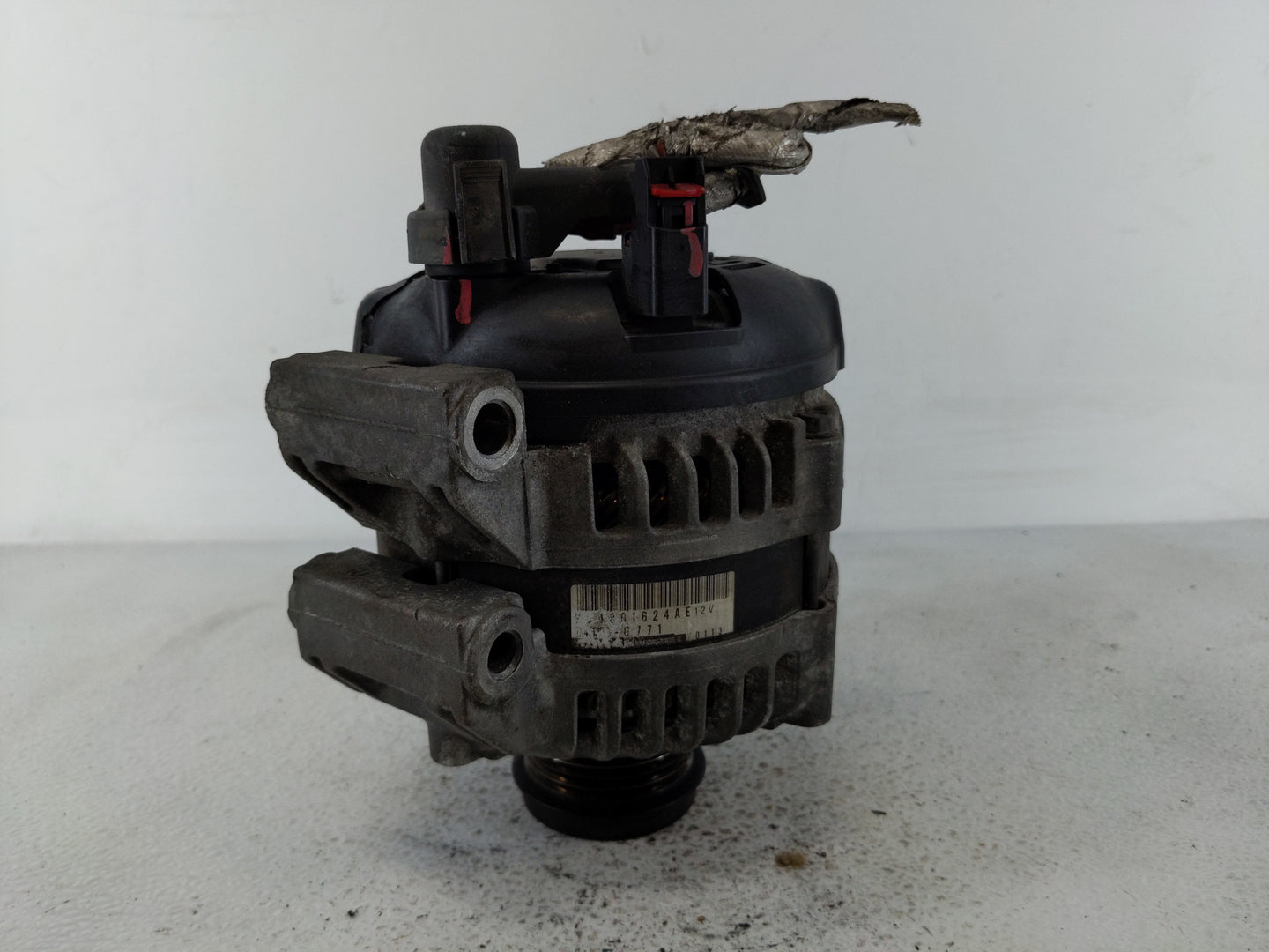2011-2019 Dodge Journey Alternator Replacement Generator Charging Assembly Engine OEM P/N:4201624AE Fits OEM Used Auto Parts