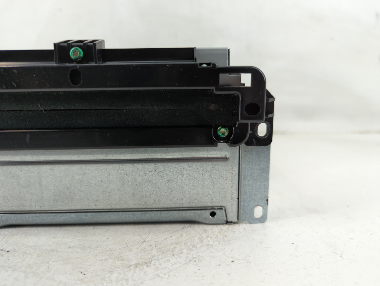 2018-2020 Dodge Journey Radio AM FM Cd Player Receiver Replacement P/N:P68209666AE Fits Fits 2018 2019 2020 OEM Used Auto Pa