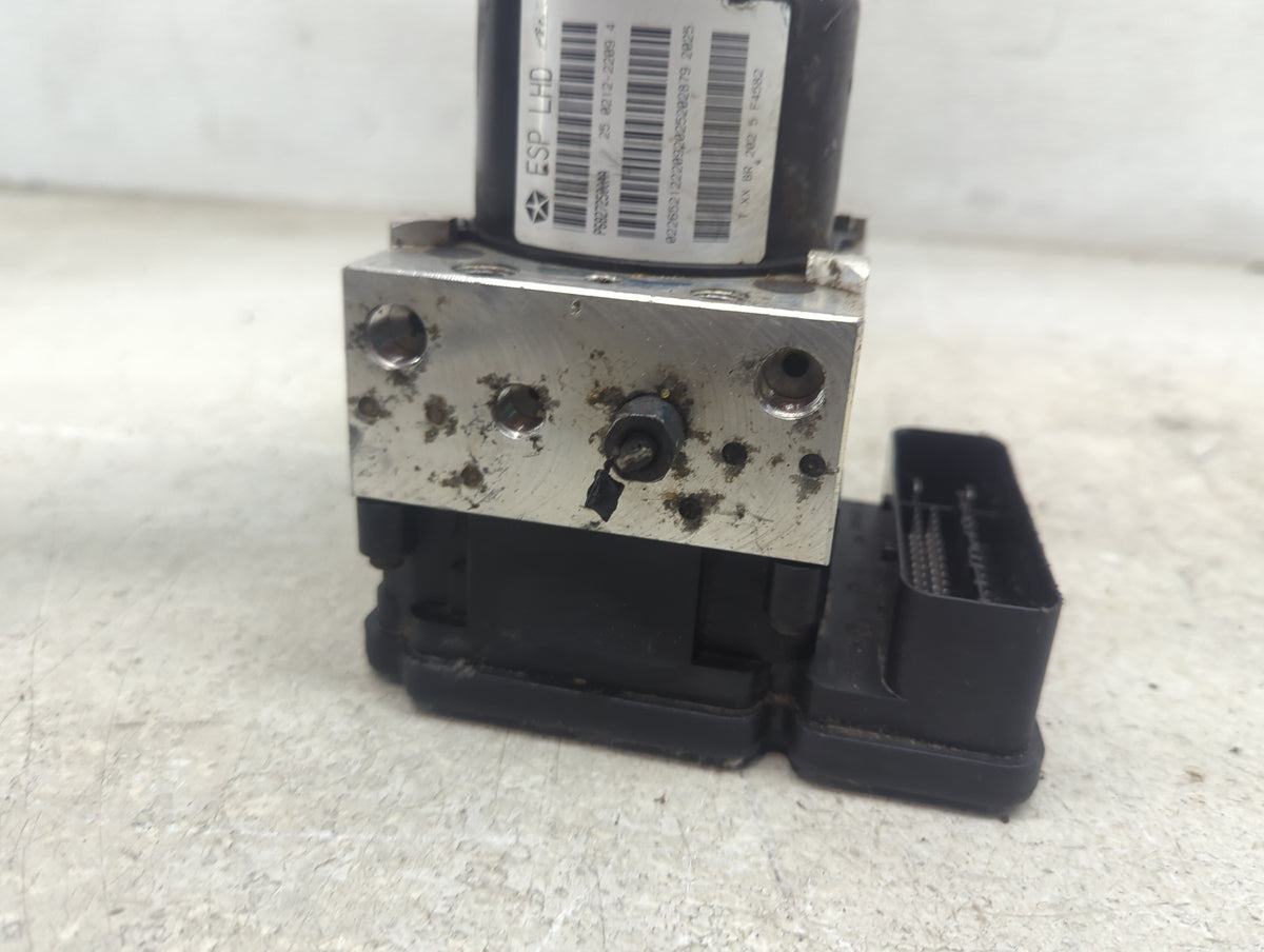2014-2017 Dodge Journey Anti-Lock Brake ABS Pump Module Actuator OEM Fits Fits 2014 2015 2016 2017 OEM Used Auto Parts - Oem