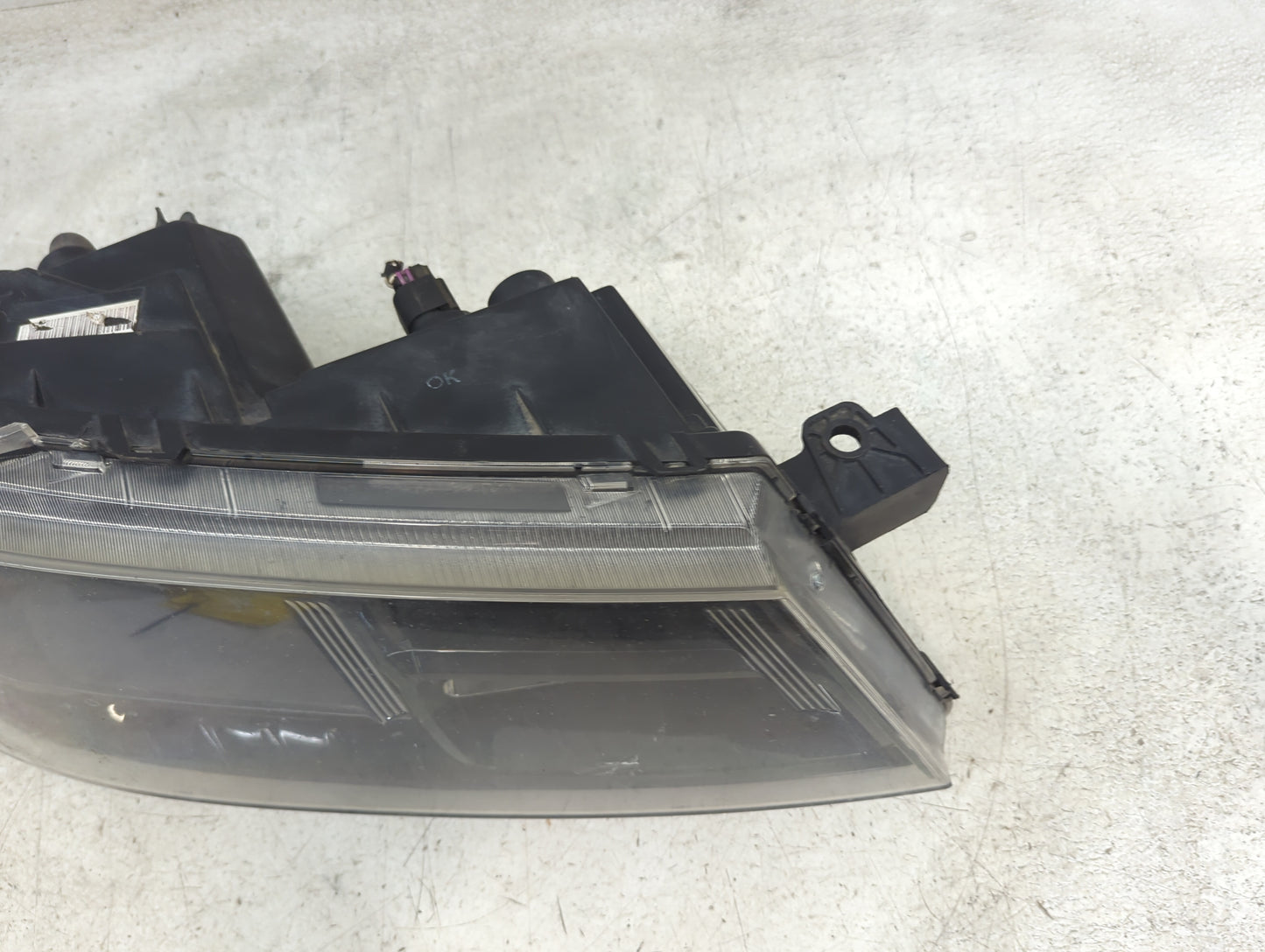 2018-2020 Dodge Journey Driver Left Oem Front Light Lamp 1179133 - Oemusedautoparts1.com