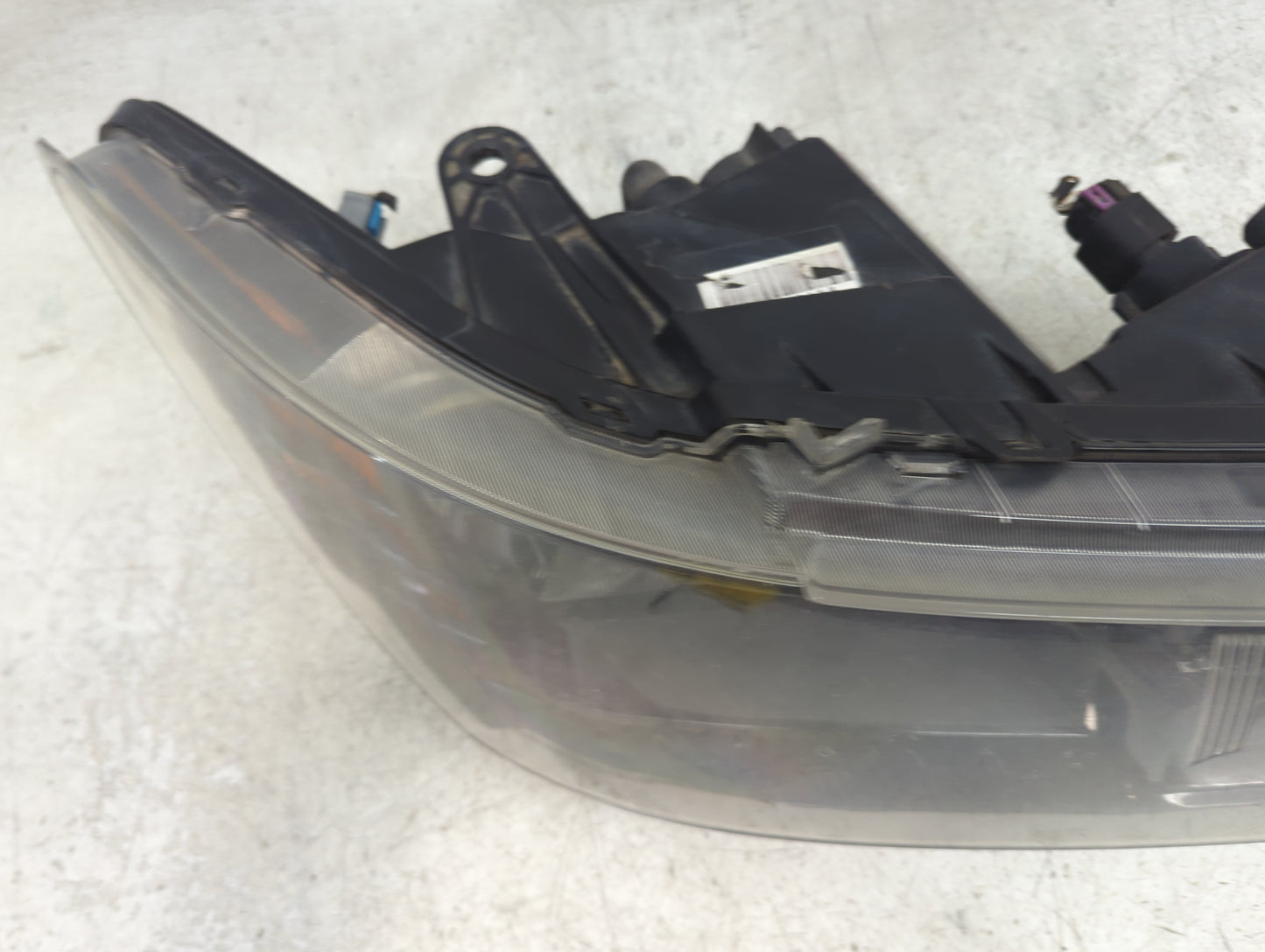 2018-2020 Dodge Journey Driver Left Oem Front Light Lamp 1179133 - Oemusedautoparts1.com