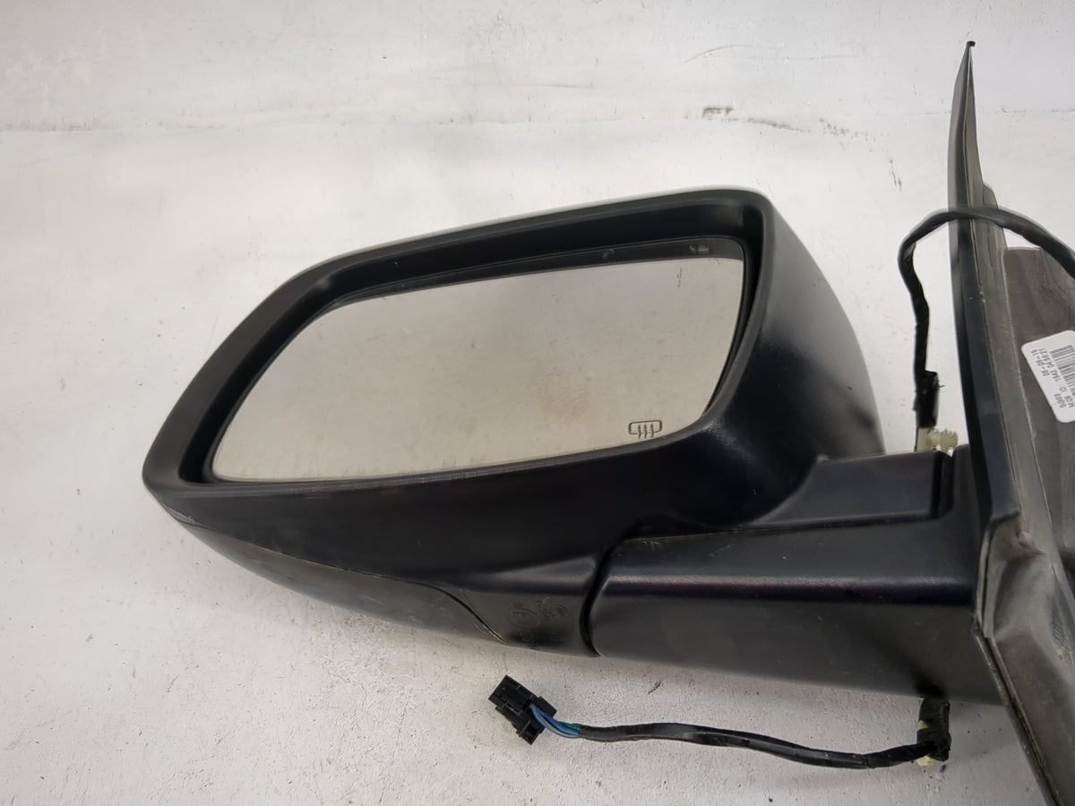 2016-2017 Dodge Journey Driver Side View Mirror - Left Door Mirror OEM Used - Oemusedautoparts1.com