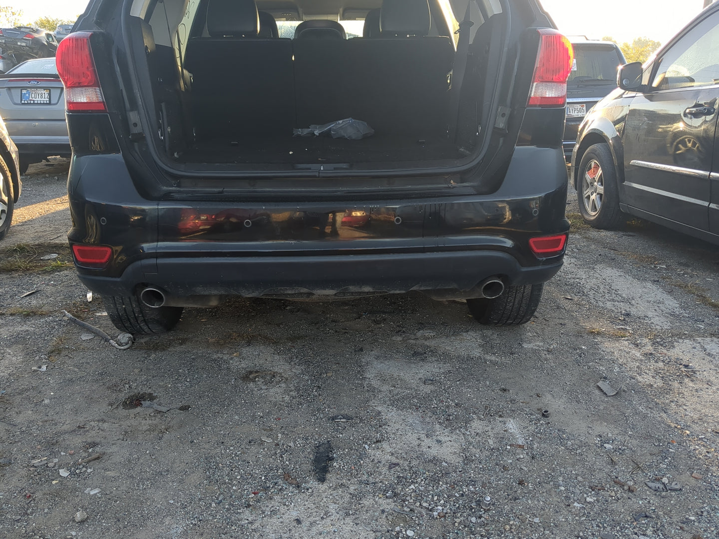 2011-2019 Dodge Journey Rear Bumper Assembly Oem - Oemusedautoparts1.com