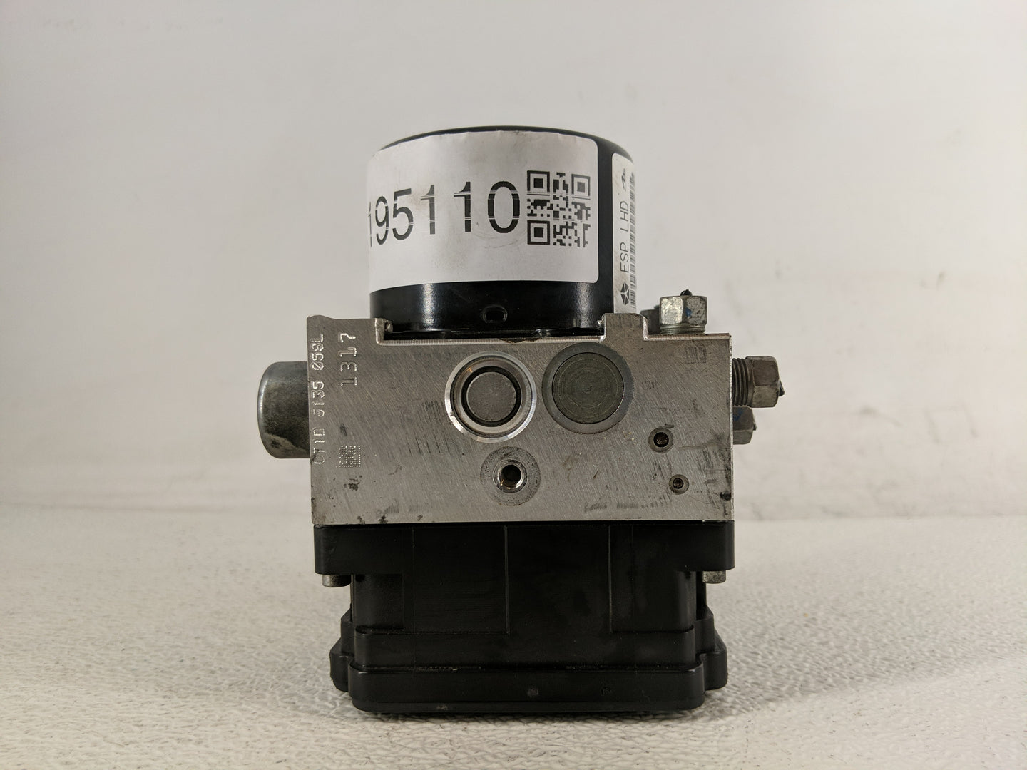 2016 Dodge Journey ABS Pump Control Module Replacement Fits OEM Used Auto Parts - Oemusedautoparts1.com