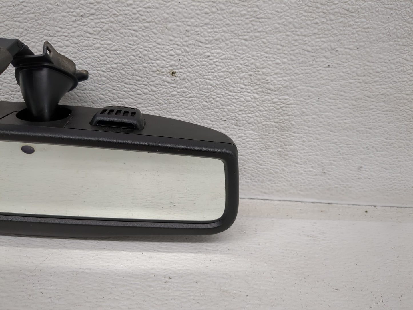 2011-2017 Dodge Journey Interior Rear View Mirror Replacement OEM P/N:E11026542 Fits Fits 2011 2012 2013 2014 2015 2016 2017