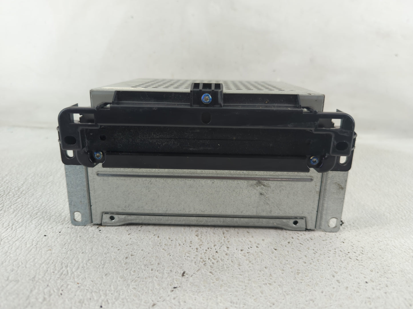 2018-2020 Dodge Journey Radio AM FM Cd Player Receiver Replacement P/N:P68209665AE Fits Fits 2018 2019 2020 OEM Used Auto Pa
