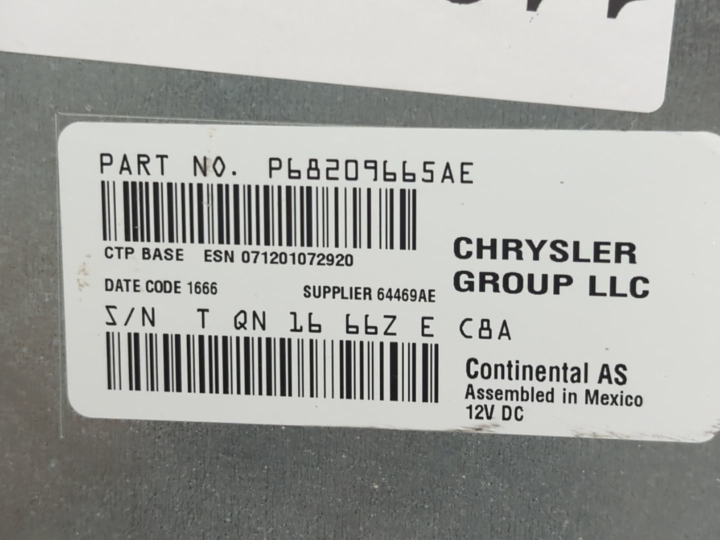 2018-2020 Dodge Journey Radio AM FM Cd Player Receiver Replacement P/N:P68209665AE Fits Fits 2018 2019 2020 OEM Used Auto Pa