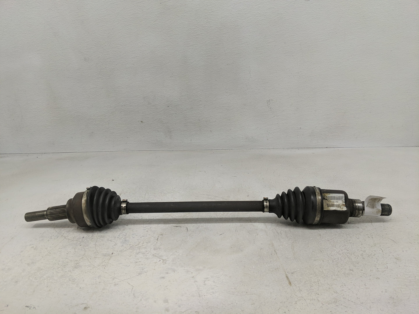 2016 Dodge Journey Axle Shaft Front Driver Cv C/v - Oemusedautoparts1.com