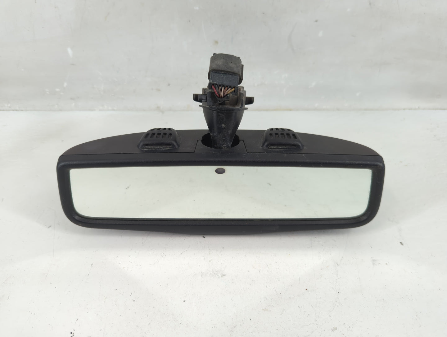 2016 Dodge Journey Interior Rear View Mirror Replacement OEM P/N:E11026542 Fits OEM Used Auto Parts - Oemusedautoparts1.com