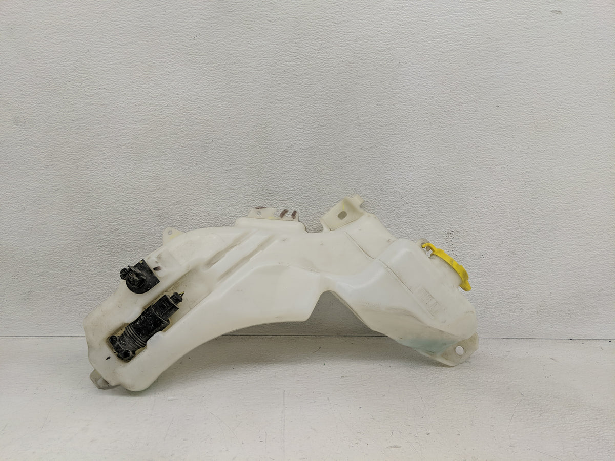 2016 Dodge Journey Windshield Washer Fluid Reservoir Bottle 1241180 - Oemusedautoparts1.com