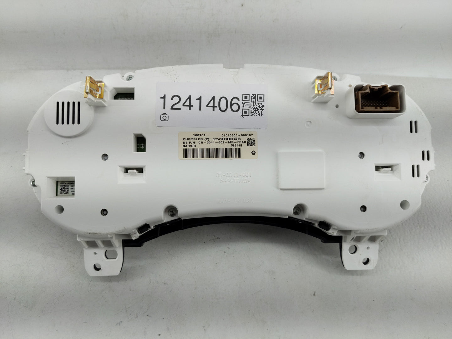 2016 Dodge Journey Instrument Cluster Speedometer Gauges P/N:CR-0041-001 68249000AB Fits OEM Used Auto Parts - Oemusedautopa