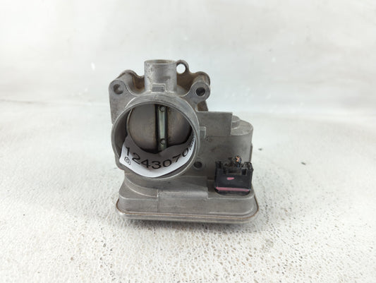 2009-2018 Dodge Journey Throttle Body Fits Fits 2007 2008 2009 2010 2011 2012 2013 2014 2015 2016 2017 2018 OEM Used Auto Pa