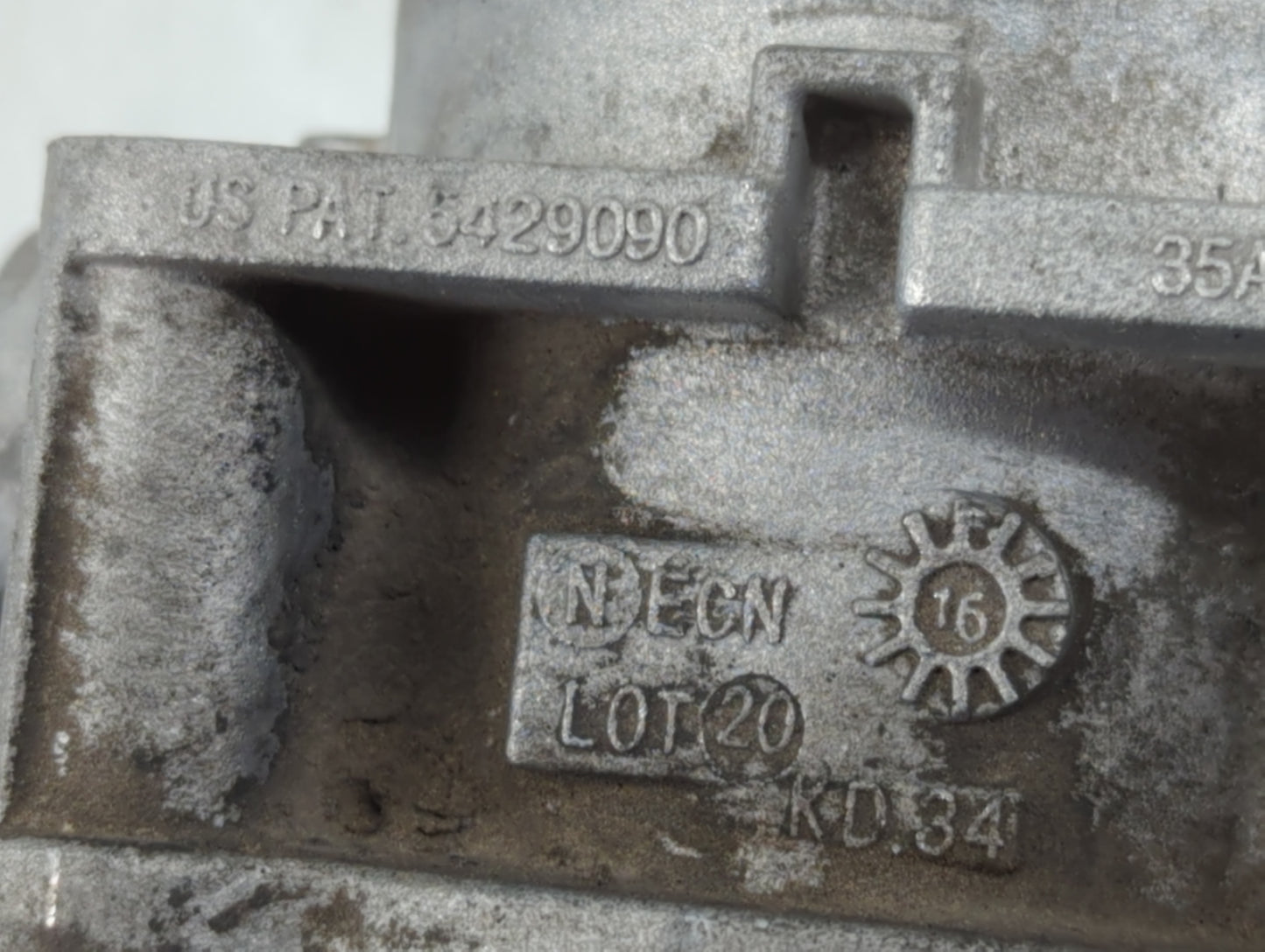 2009-2018 Dodge Journey Throttle Body Fits Fits 2007 2008 2009 2010 2011 2012 2013 2014 2015 2016 2017 2018 OEM Used Auto Pa