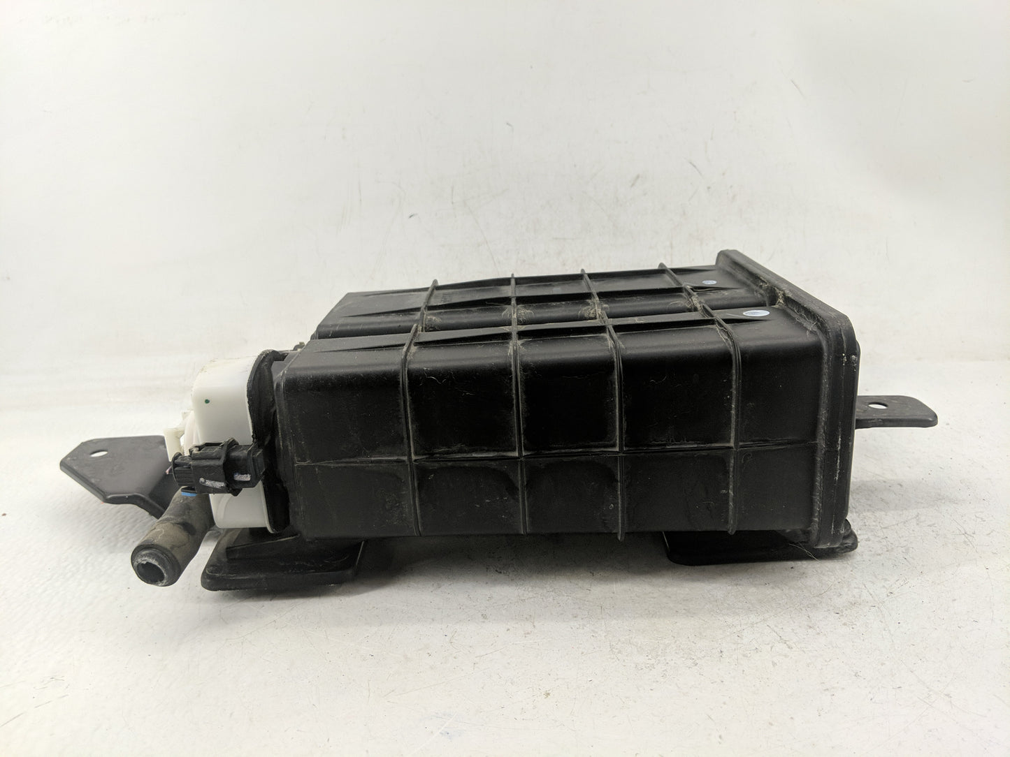 2016 Dodge Journey Fuel Vapor Charcoal Canister - Oemusedautoparts1.com