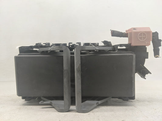 2016 Dodge Journey Fusebox Fuse Box Panel Relay Module P/N:P68143317AF Fits OEM Used Auto Parts - Oemusedautoparts1.com