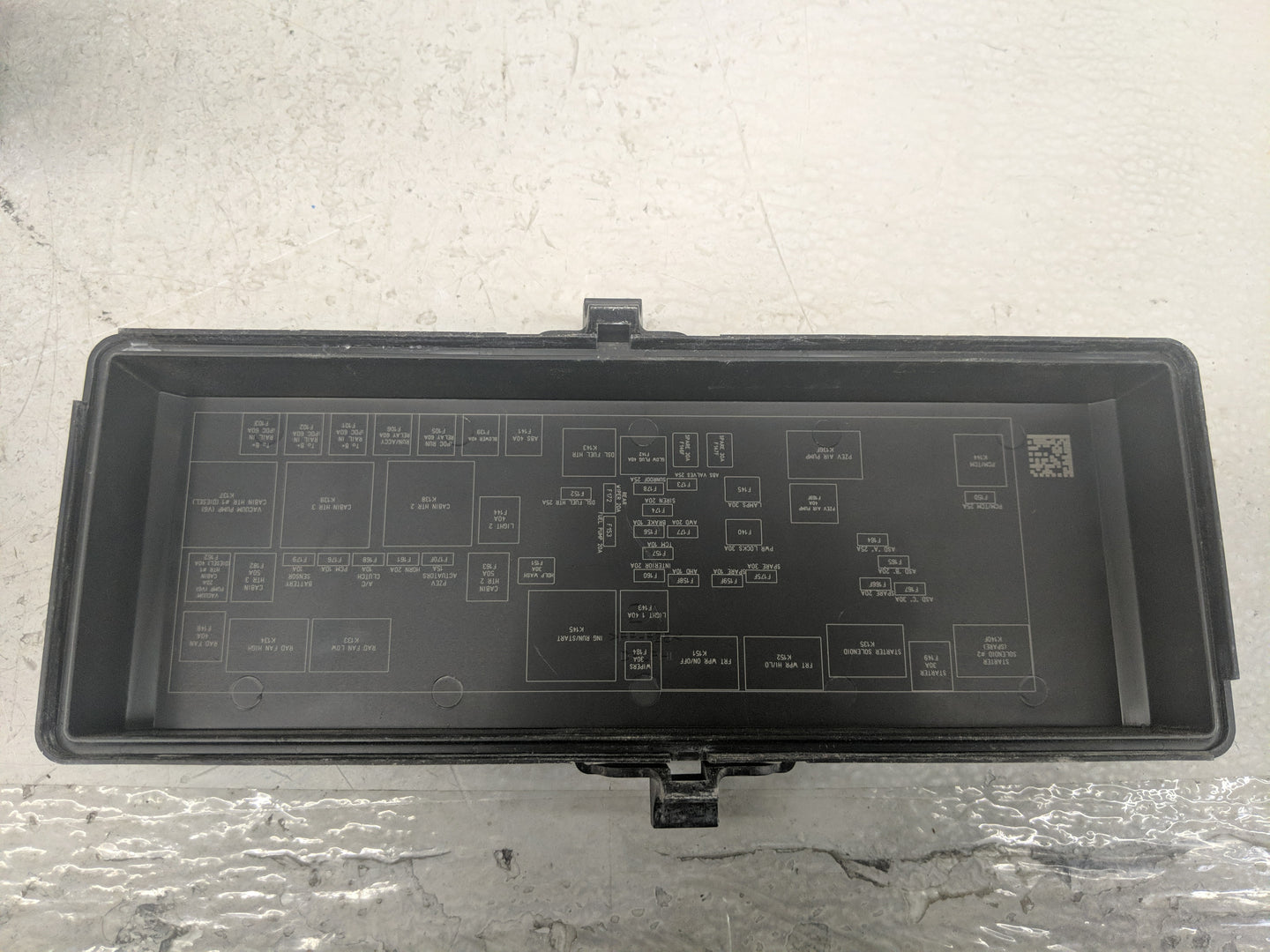 2016 Dodge Journey Fusebox Fuse Box Panel Relay Module P/N:P68143317AF Fits OEM Used Auto Parts - Oemusedautoparts1.com