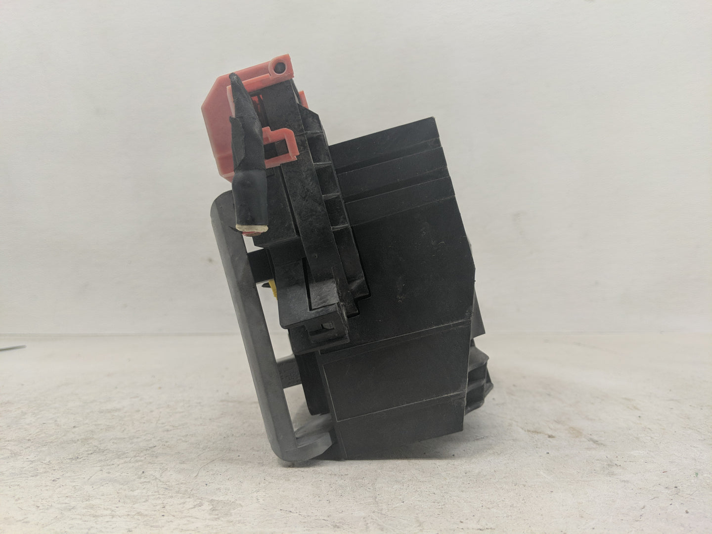 2016 Dodge Journey Fusebox Fuse Box Relay Module Tipm P68143317af - Oemusedautoparts1.com