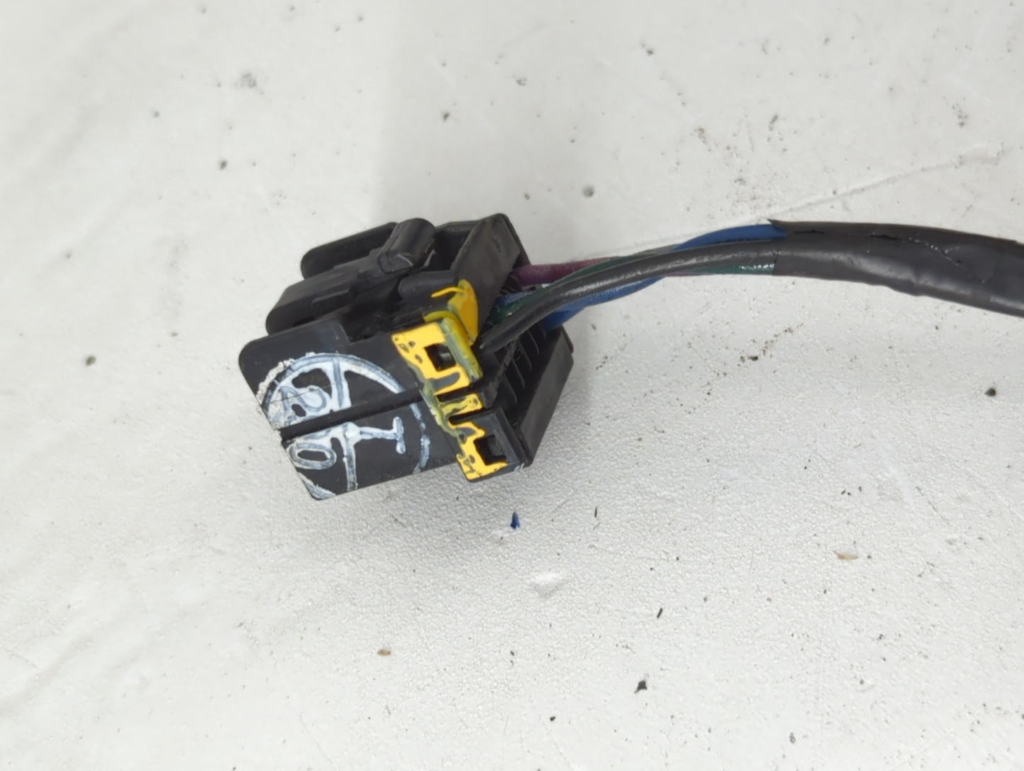 2016 Dodge Journey Side Mirror Replacement Driver Left View Door Mirror Fits OEM Used Auto Parts - Oemusedautoparts1.com