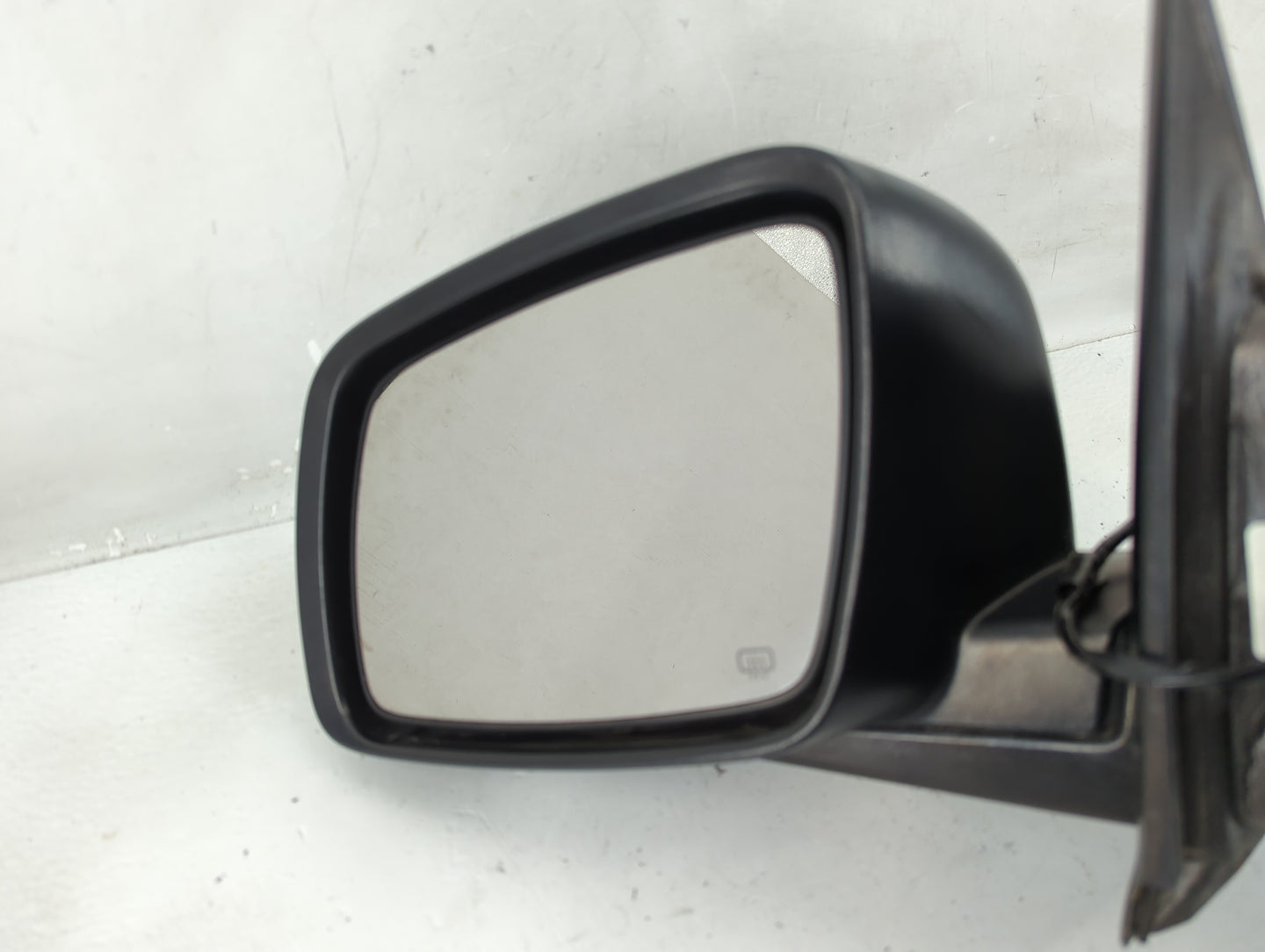 2016 Dodge Journey Side Mirror Replacement Driver Left View Door Mirror Fits OEM Used Auto Parts - Oemusedautoparts1.com