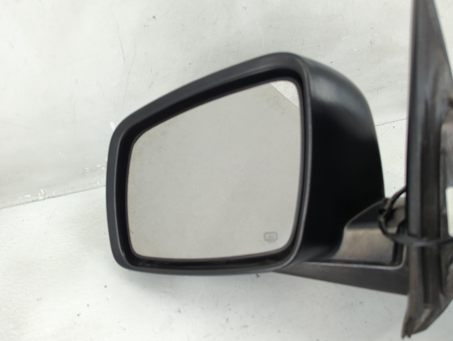 2016 Dodge Journey Side Mirror Replacement Driver Left View Door Mirror Fits OEM Used Auto Parts - Oemusedautoparts1.com