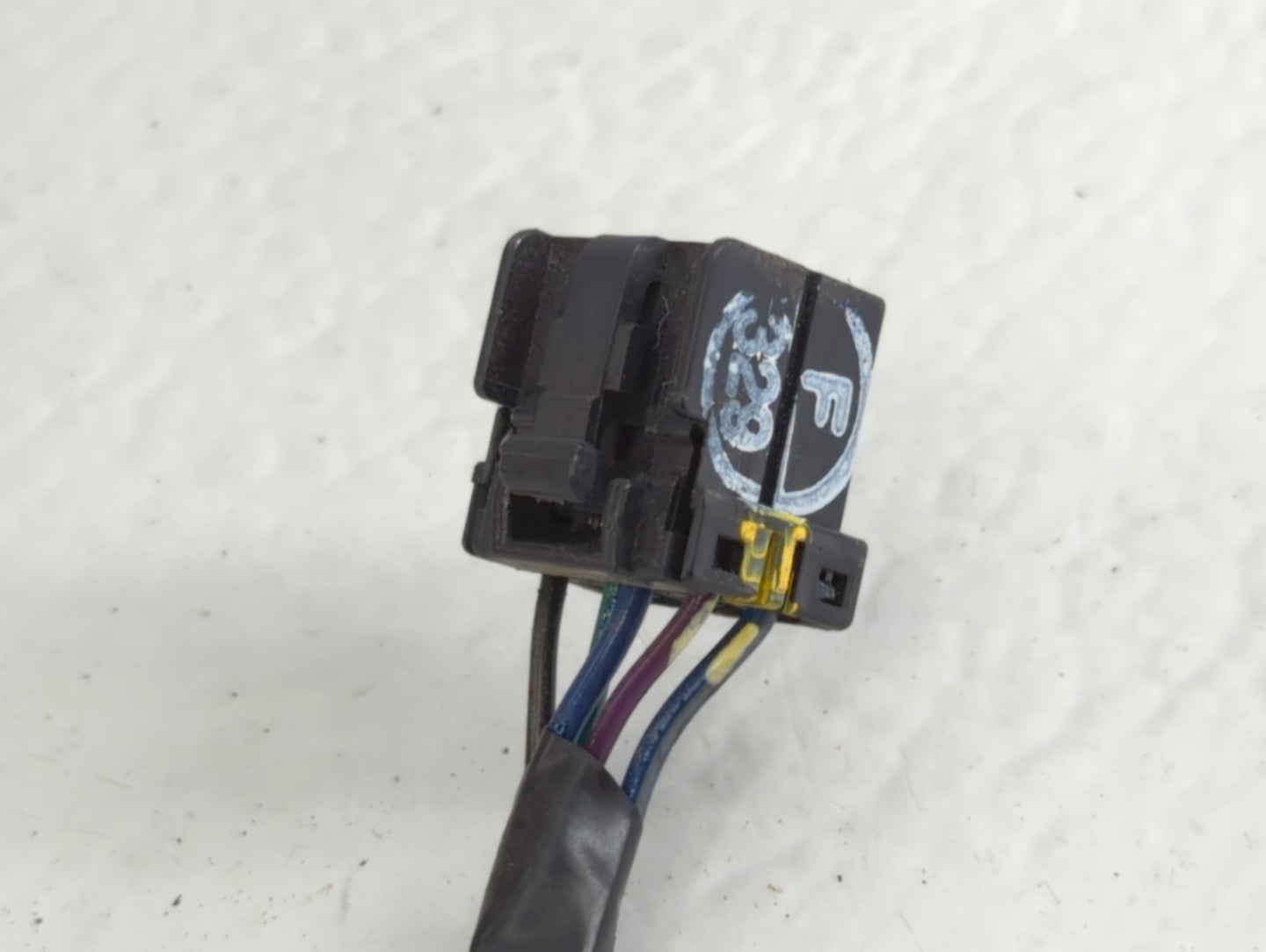 2016 Dodge Journey Side Mirror Replacement Passenger Right View Door Mirror P/N:E11026144 026144, 48208 Fits OEM Used Auto P