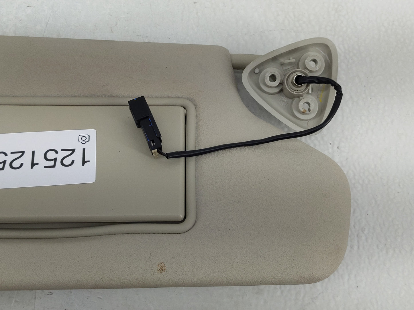 2011-2020 Dodge Journey Sun Visor Shade Replacement Passenger Right Mirror Fits OEM Used Auto Parts - Oemusedautoparts1.com