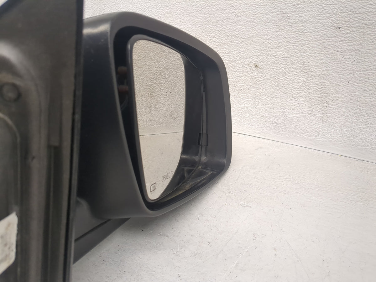 2016-2017 Dodge Journey Passenger Side View Mirror - Right Door Mirror OEM Used - Oemusedautoparts1.com