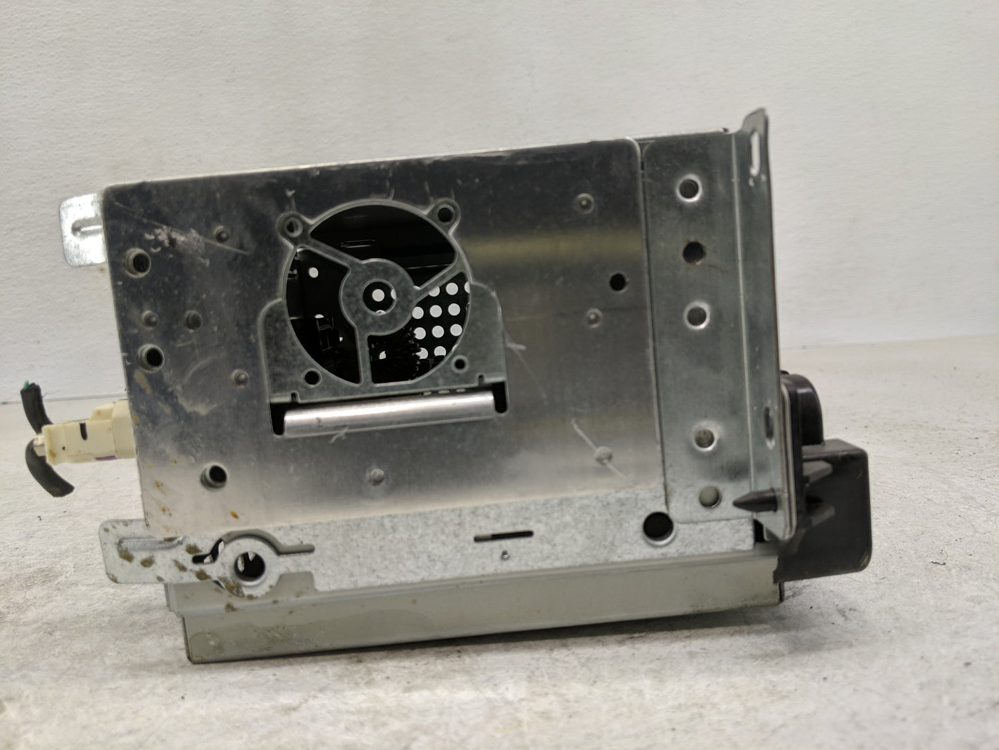 2016 Dodge Journey Radio AM FM Cd Player Receiver Replacement P/N:P6820966AE Fits OEM Used Auto Parts - Oemusedautoparts1.co