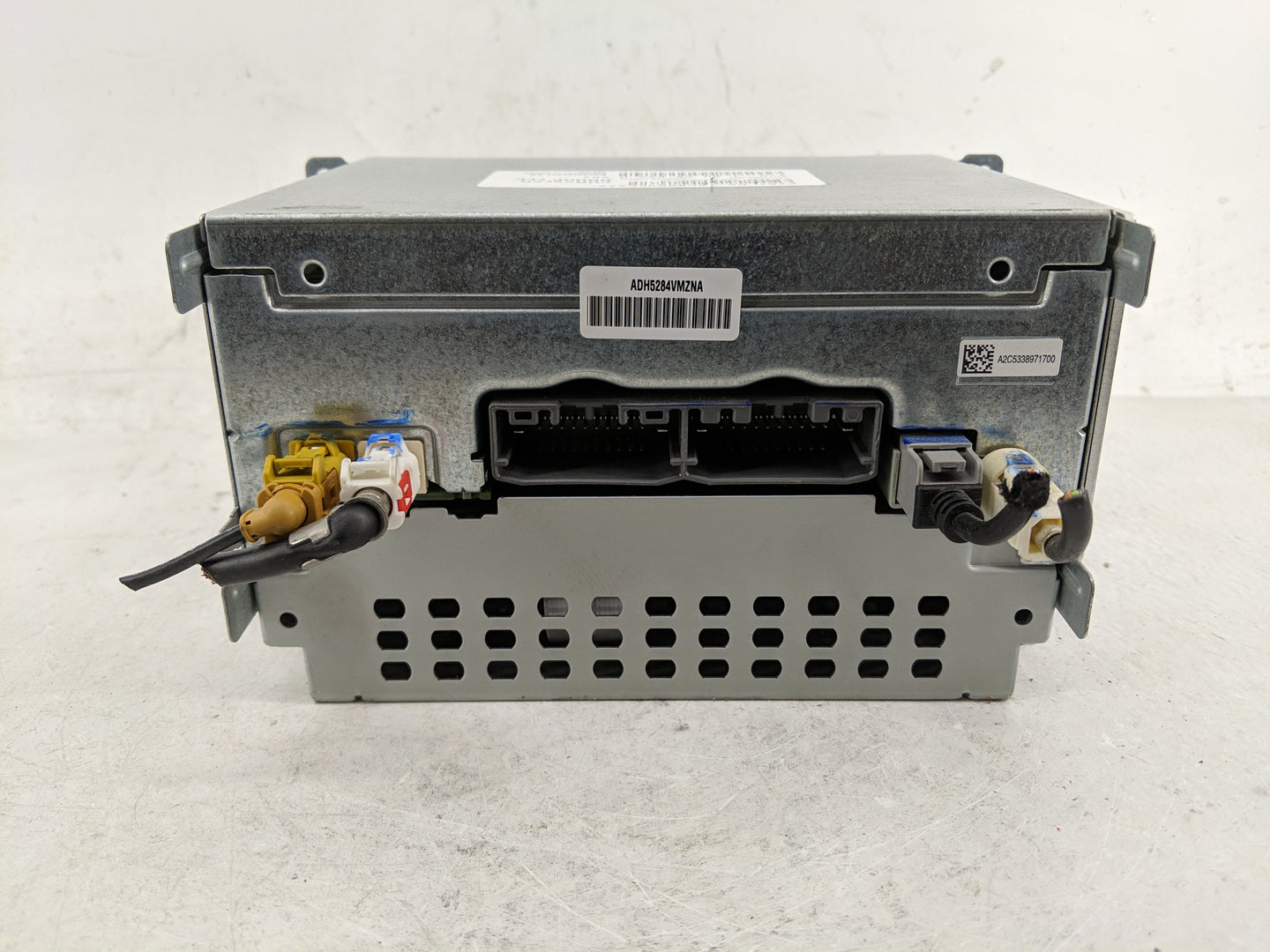 2016 Dodge Journey Radio AM FM Cd Player Receiver Replacement P/N:P68209665AD P6820966AE Fits OEM Used Auto Parts - Oemuseda