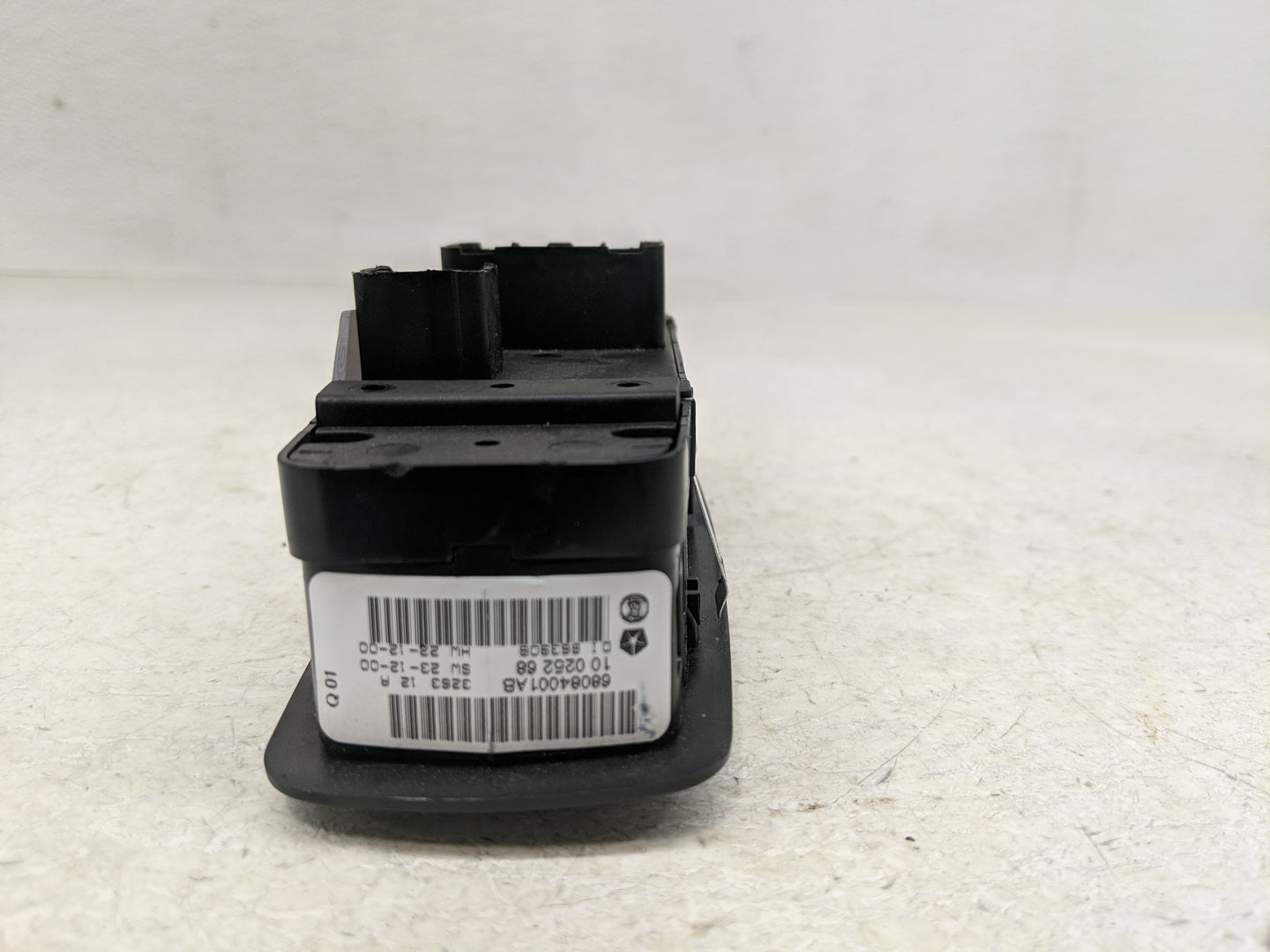 2016 Dodge Journey Master Power Window Switch Replacement Driver Side Left P/N:68084001AB Fits OEM Used Auto Parts - Oemused