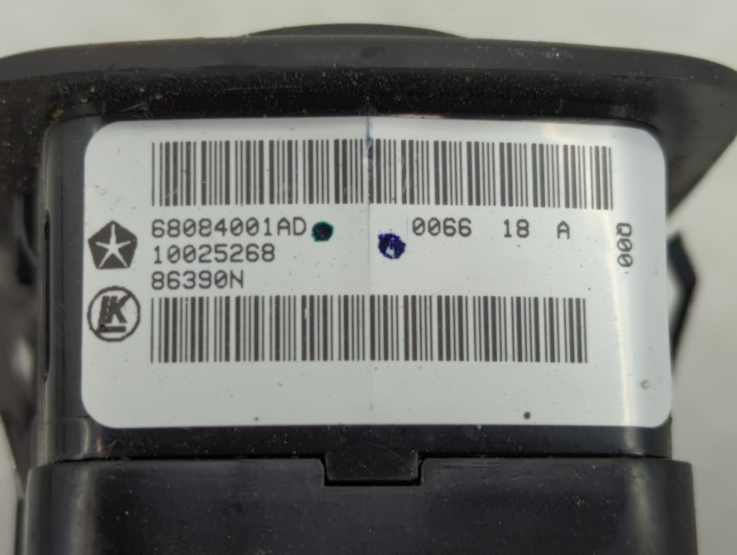 2016 Dodge Journey Master Power Window Switch Replacement Driver Side Left P/N:68084001AD Fits OEM Used Auto Parts - Oemused