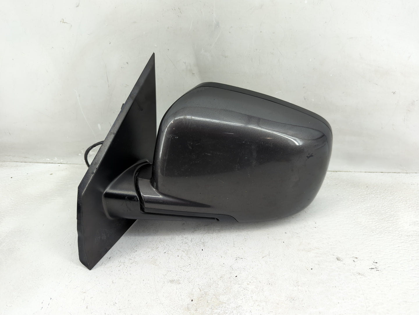 2016 Dodge Journey Driver Side View Mirror - Left Door Mirror OEM Used - Oemusedautoparts1.com