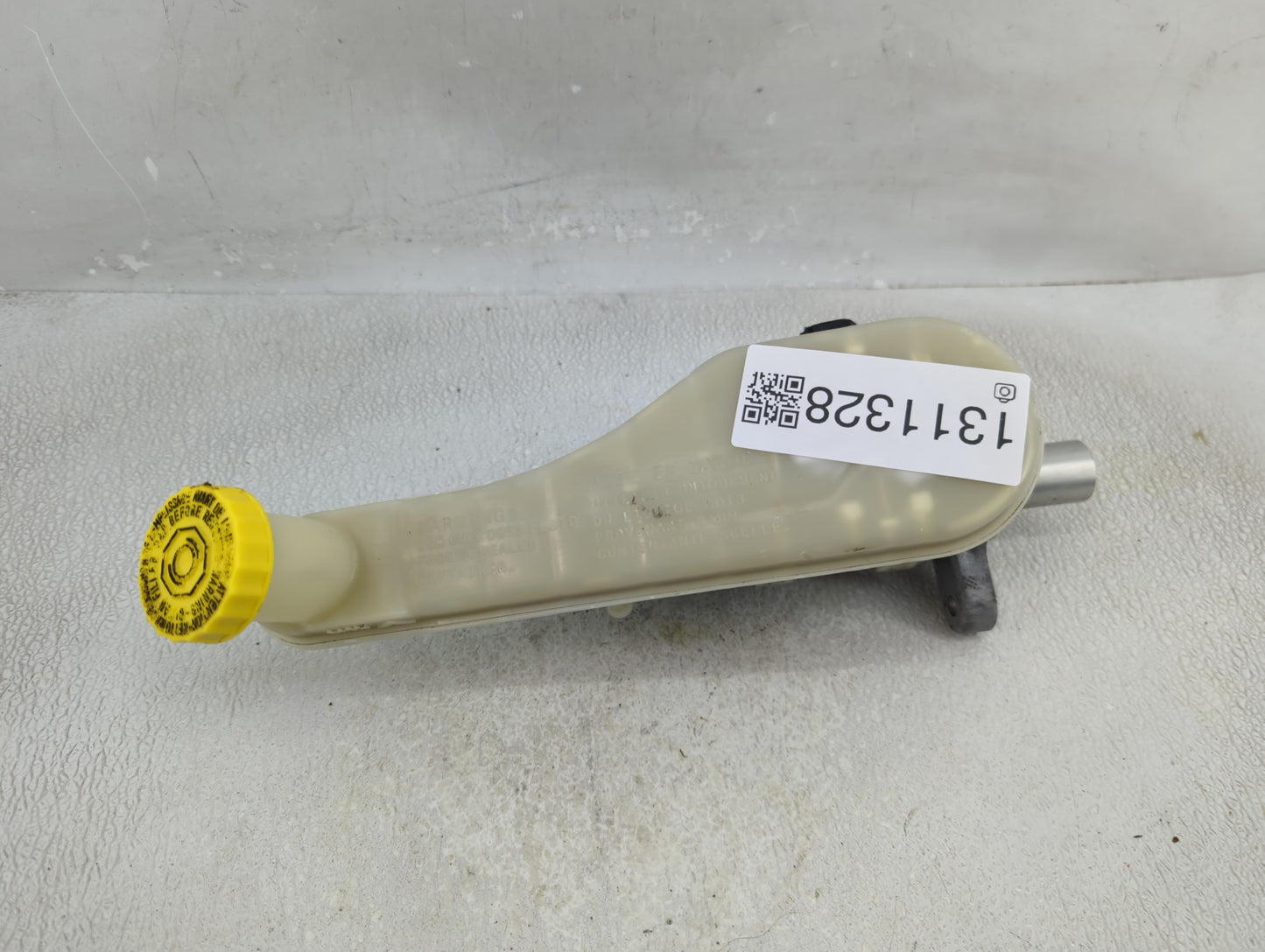 2016 Dodge Journey Brake Master Cylinder - Oemusedautoparts1.com