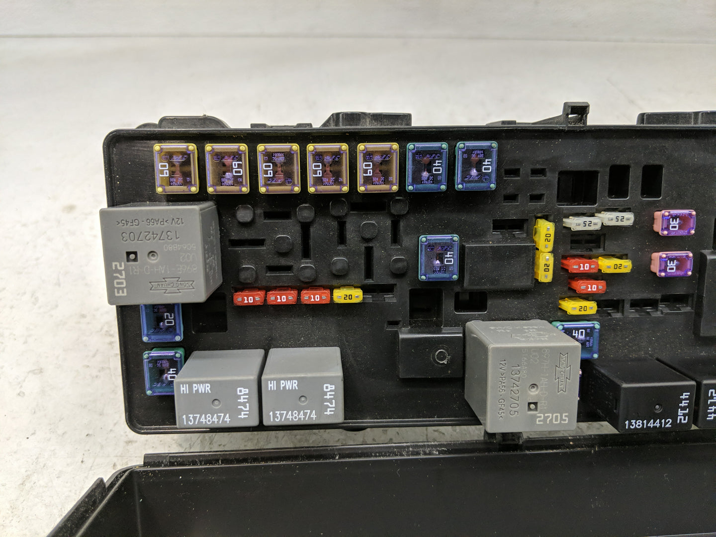 2016 Dodge Journey Fusebox Fuse Box Panel Relay Module P/N:68143314 Fits OEM Used Auto Parts - Oemusedautoparts1.com