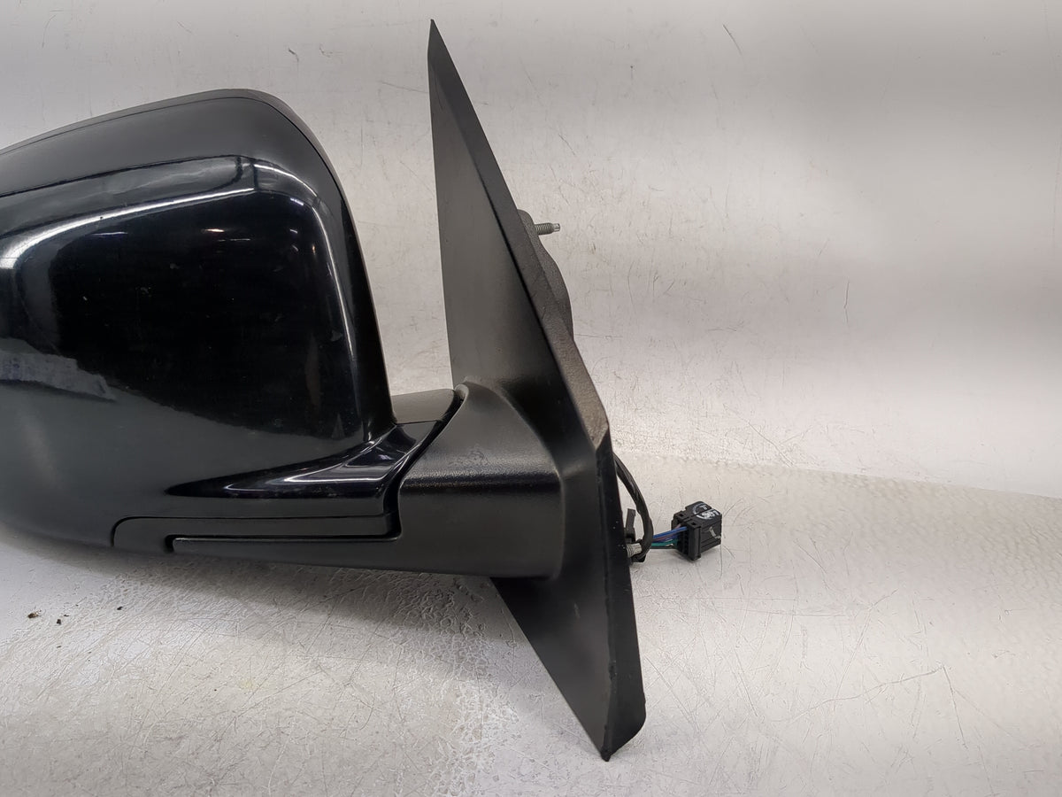 2016-2017 Dodge Journey Passenger Side View Mirror - Right Door Mirror OEM Used - Oemusedautoparts1.com