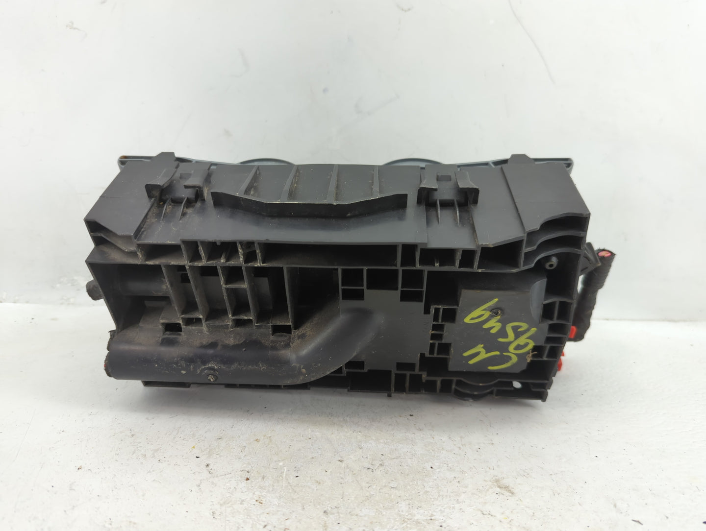 2016 Dodge Journey Fusebox Fuse Box Panel Relay Module P/N:68143317AF Fits OEM Used Auto Parts - Oemusedautoparts1.com
