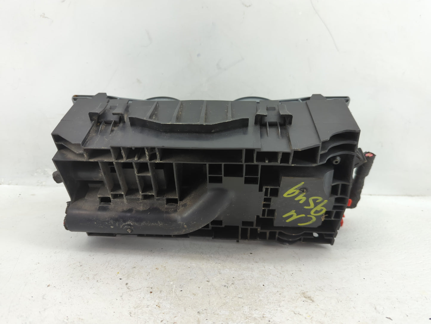 2016 Dodge Journey Fusebox Fuse Box Panel Relay Module P/N:68143317AF Fits OEM Used Auto Parts - Oemusedautoparts1.com