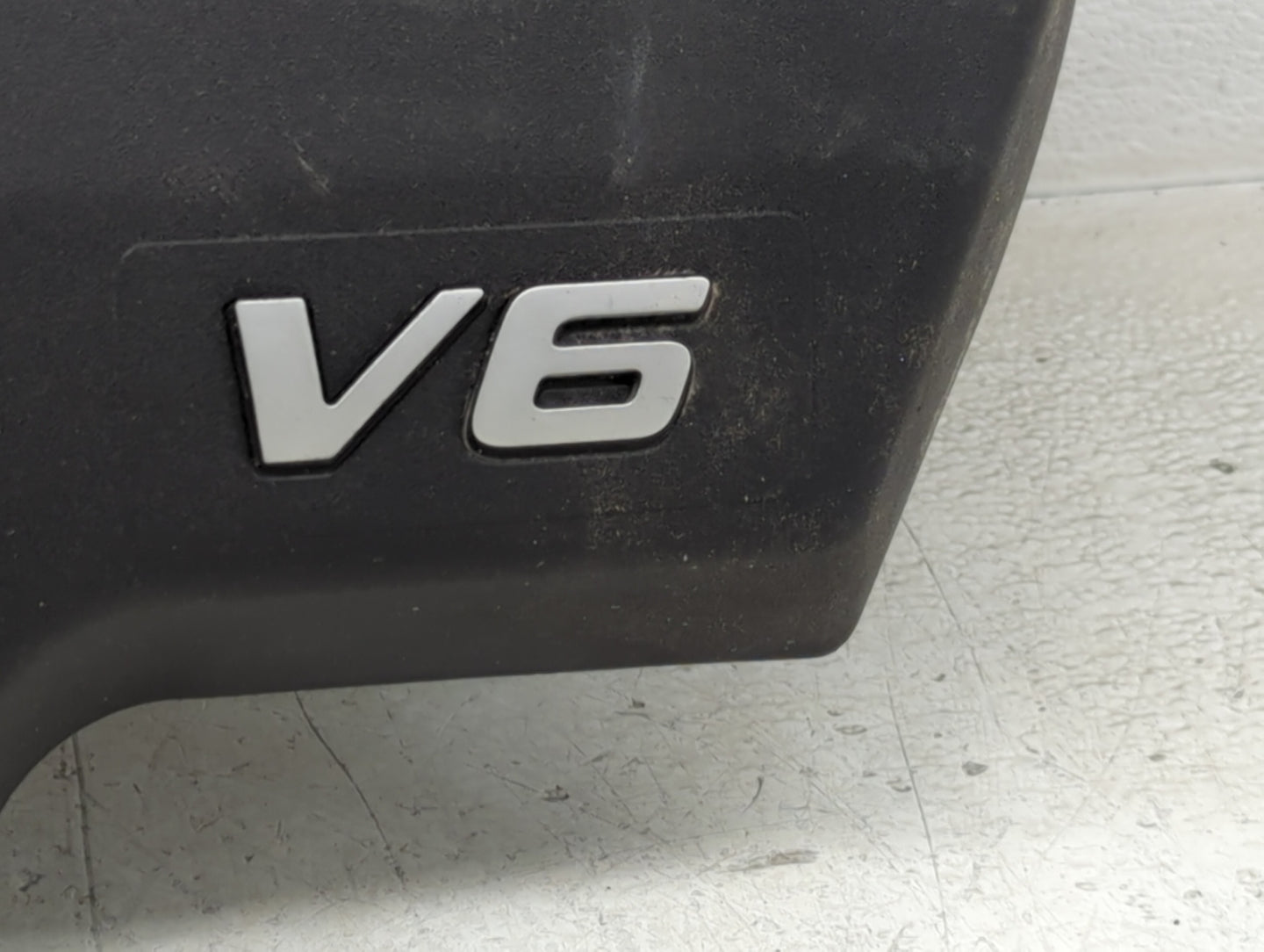 2016 Dodge Journey Engine Cover - Oemusedautoparts1.com