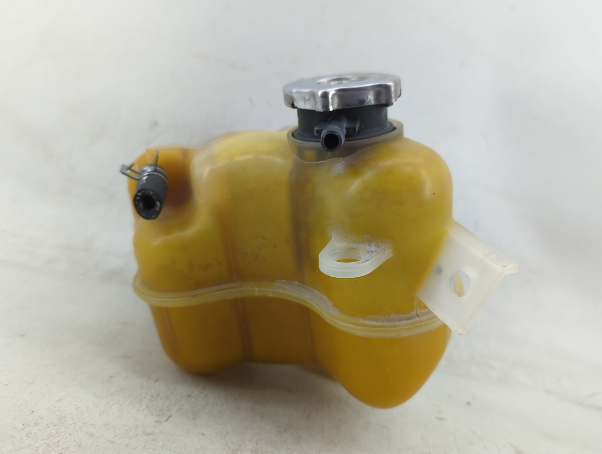 2009-2019 Dodge Journey Radiator Coolant Overflow Expansion Tank Bottle 1393740 - Oemusedautoparts1.com